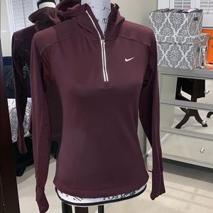 Stunning burgundy Nike Dri Fit half zip XS